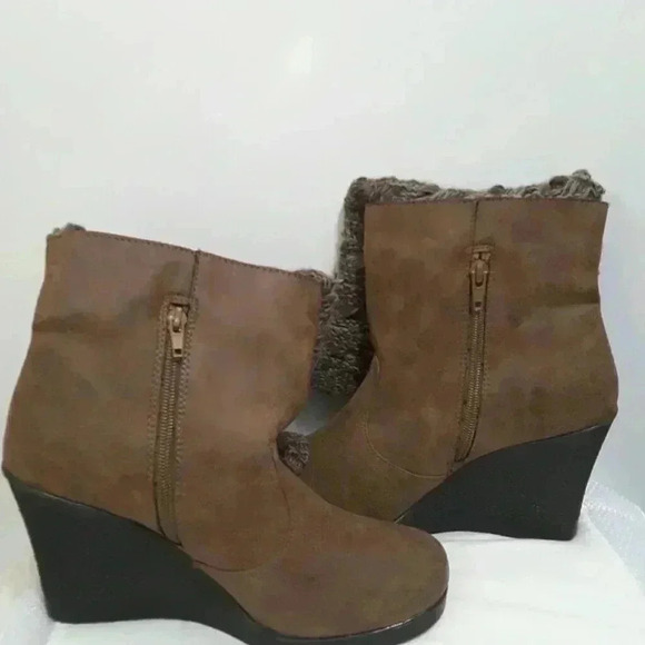 Mukluk's booties - Picture 6 of 8